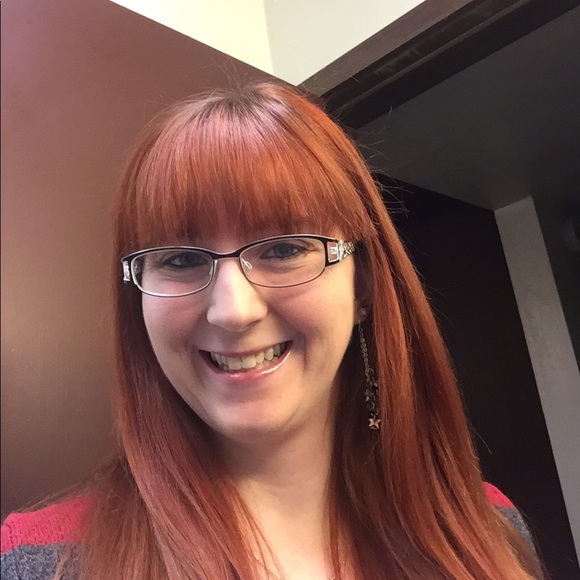 Meet your Posher, Chrissy - Picture 1 of 1